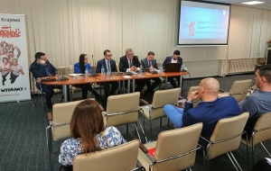 „Młodzi w dialogu – Dialog o młodych”