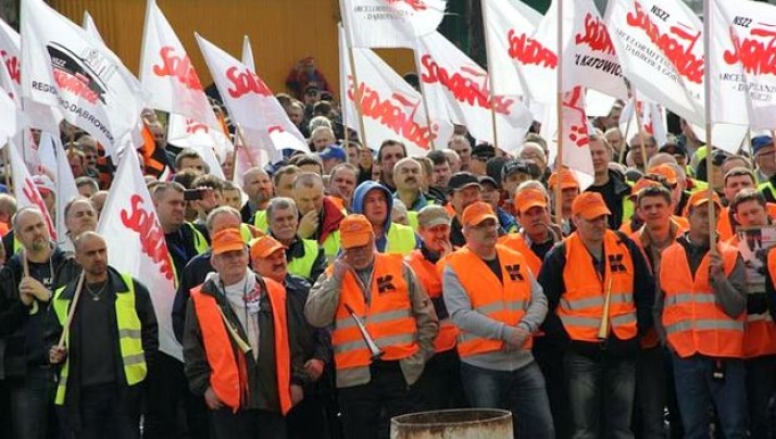 Zerwane rozmowy płacowe w AMP