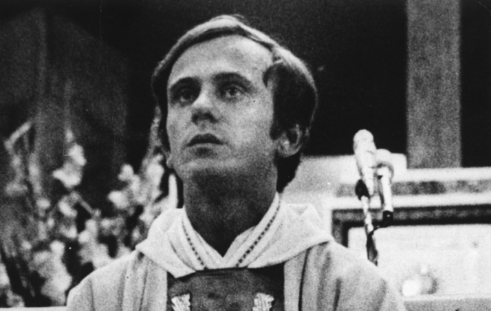 Ul. Popiełuszki zamiast Nowej Wałowej