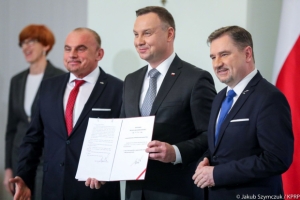 Prezydent podpisał ustawę o ograniczeniu handlu w niedziele