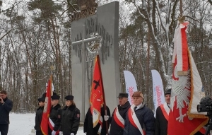 Odsłonięcie pomnika upamiętniającego strajk w puławskich Azotach