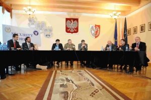 Liderzy związków - minister pracy 3:0