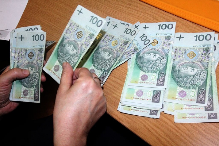 Wakacje z rodziną za drogie dla połowy Polaków
