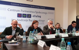 Dialog społeczny w Polsce i Europie jest niezbędny