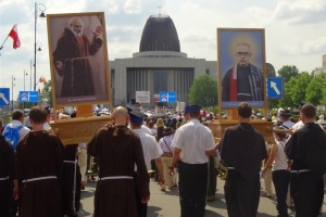 Ubiegłoroczne obchody Święta Dziękczynienia - © 2015 by Parafia Opatrzności Bożej