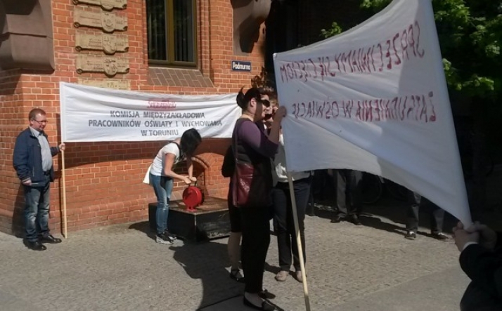 Pikieta nauczycieli